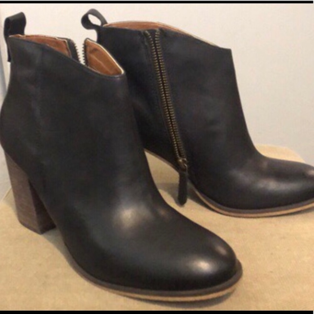 BP Black Leather Block Heel Ankle Boots